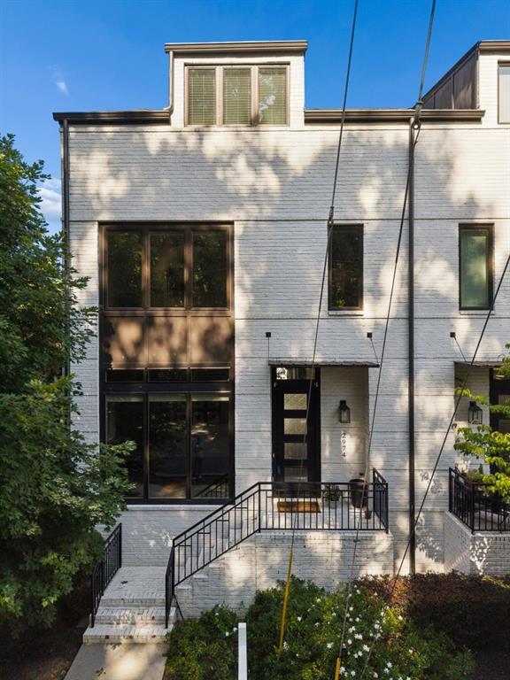 2974 Hermance Dr., Atlanta, GA 30319