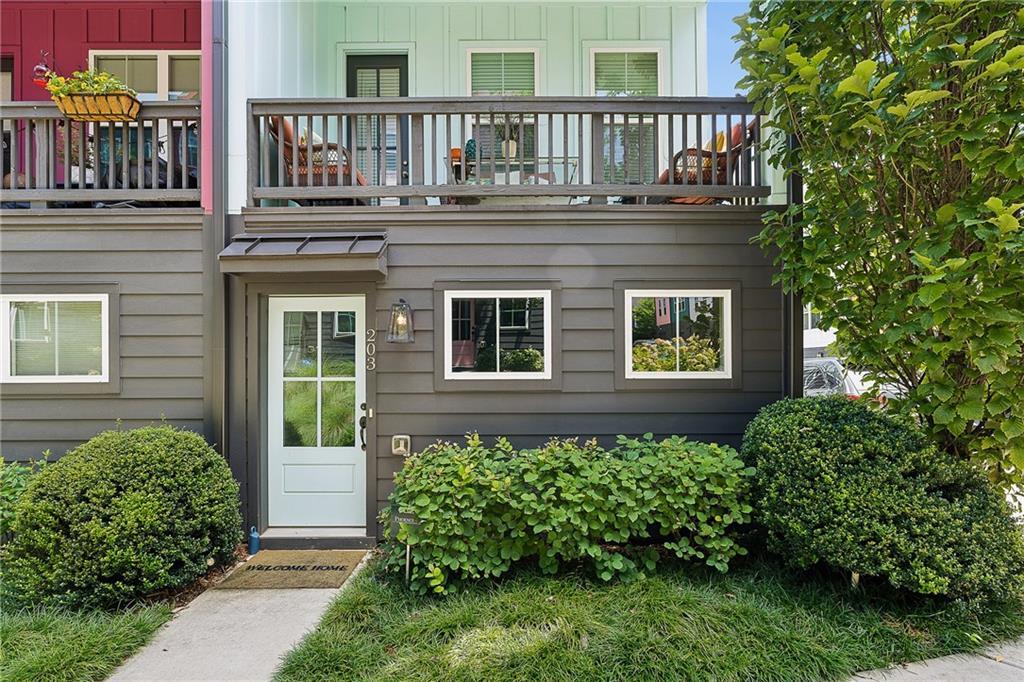 203 Color Cir., Atlanta, GA 30317