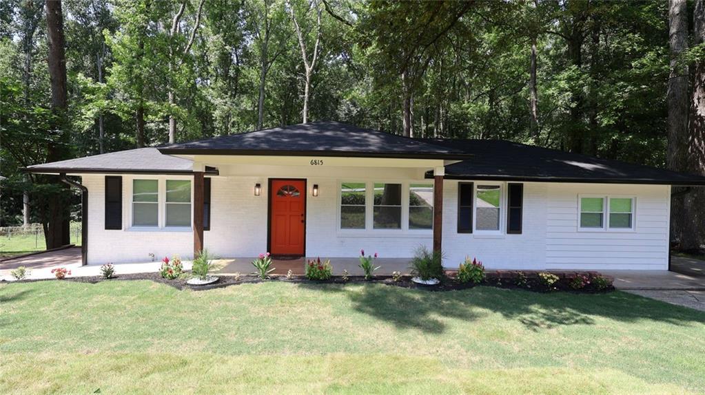 6815 Florence Dr., Lithia Springs, GA 30122