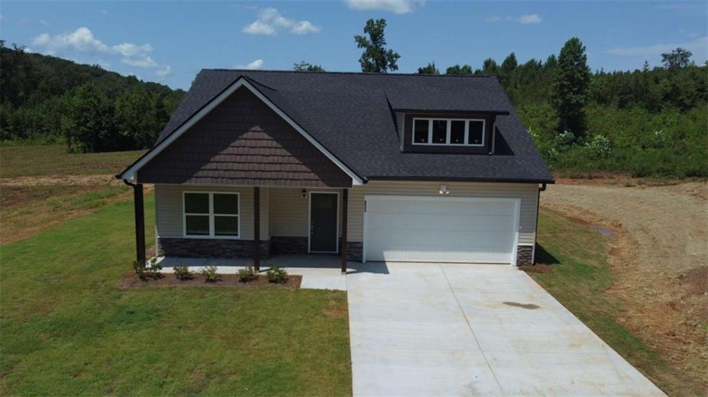 653 Dortch Rd., Eastanollee, GA 30538
