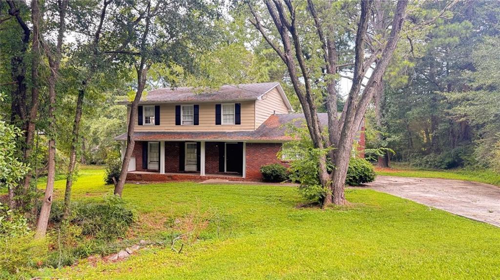3688 Eagle Woods Cir., Lithonia, GA 30038
