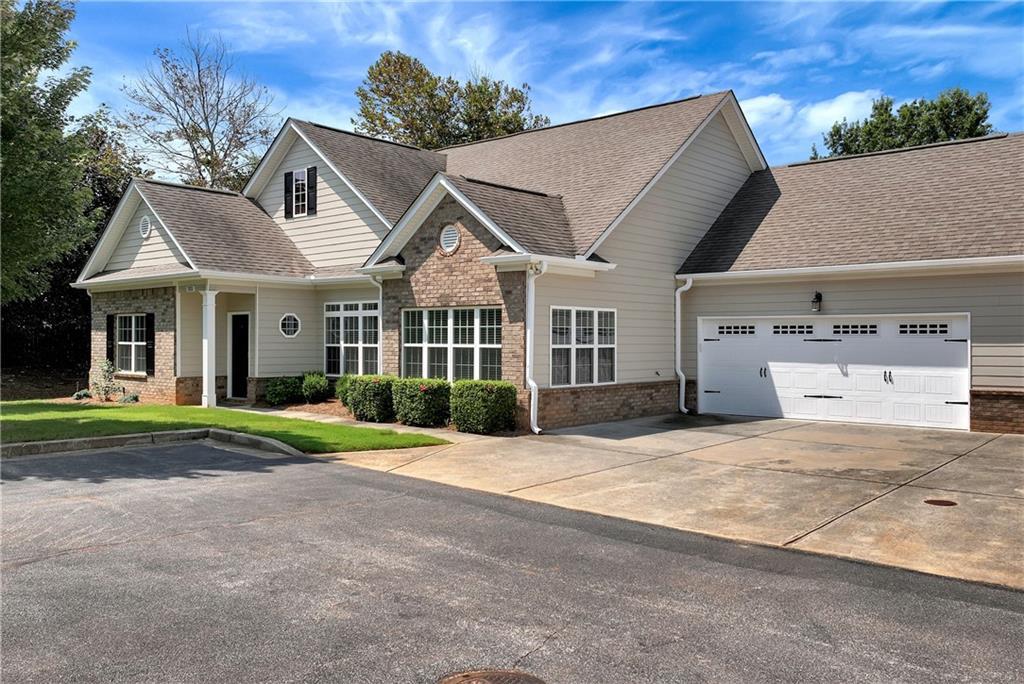3601 Canton Rd. #111, Marietta, GA 30066