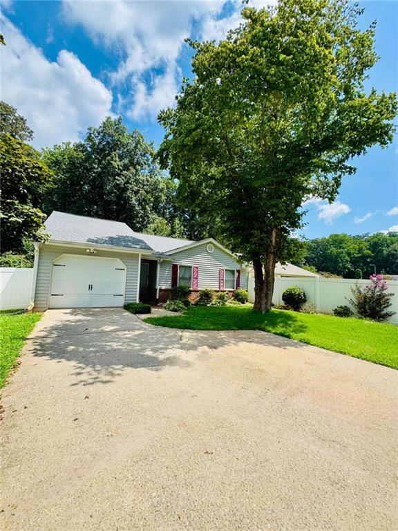 161 Wrenwood Ln., Carrollton, GA 30117
