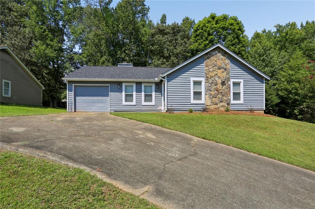 1050 Chapman Cir., Stone Mountain, GA 30088