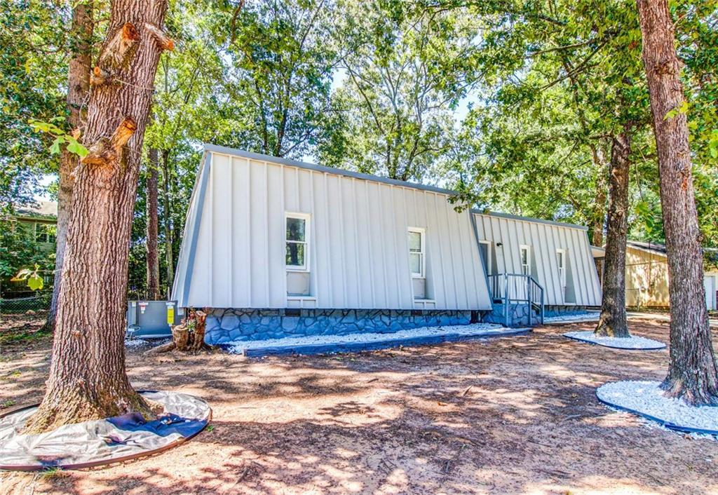1764 Big Horn Ct., Conyers, GA 30013