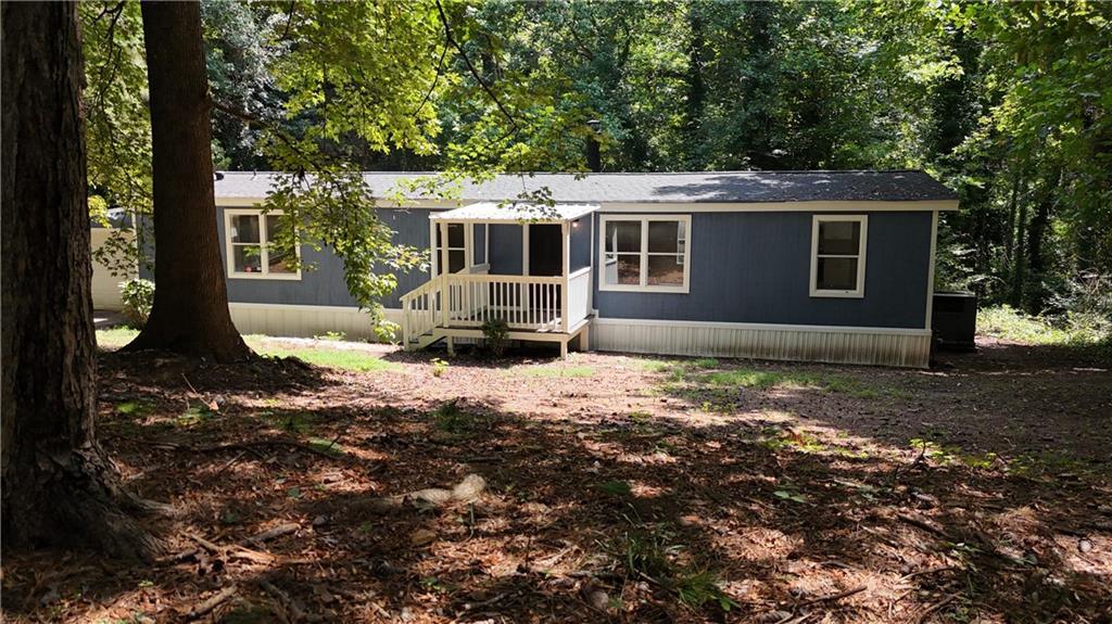 5160 E Holiday Ct., Acworth, GA 30102