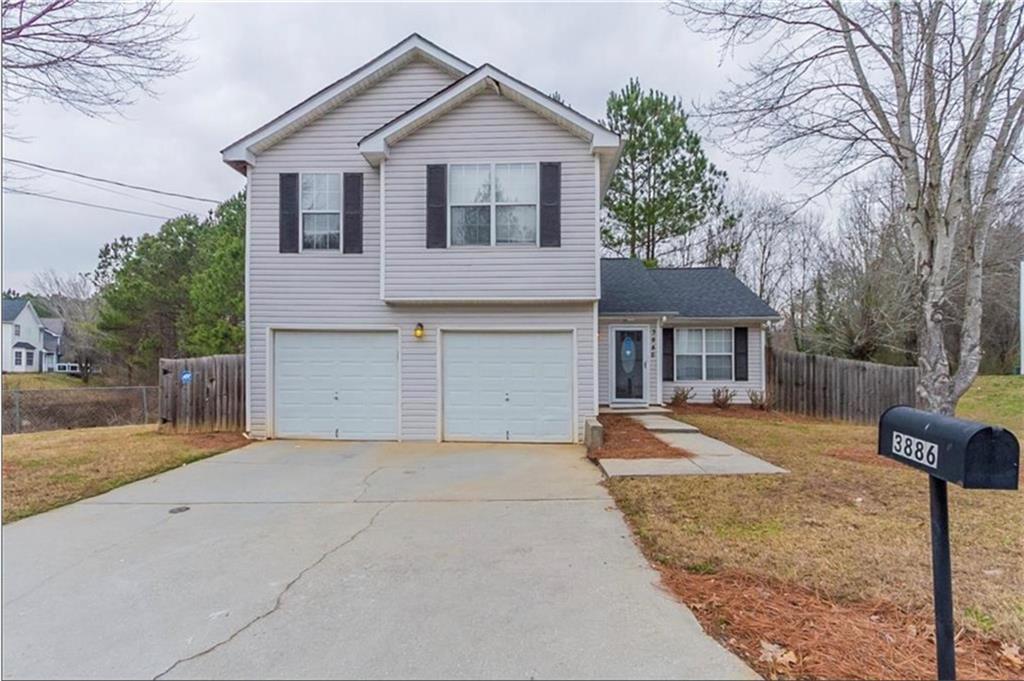 3886 Waldrop Hills Dr., Decatur, GA 30034