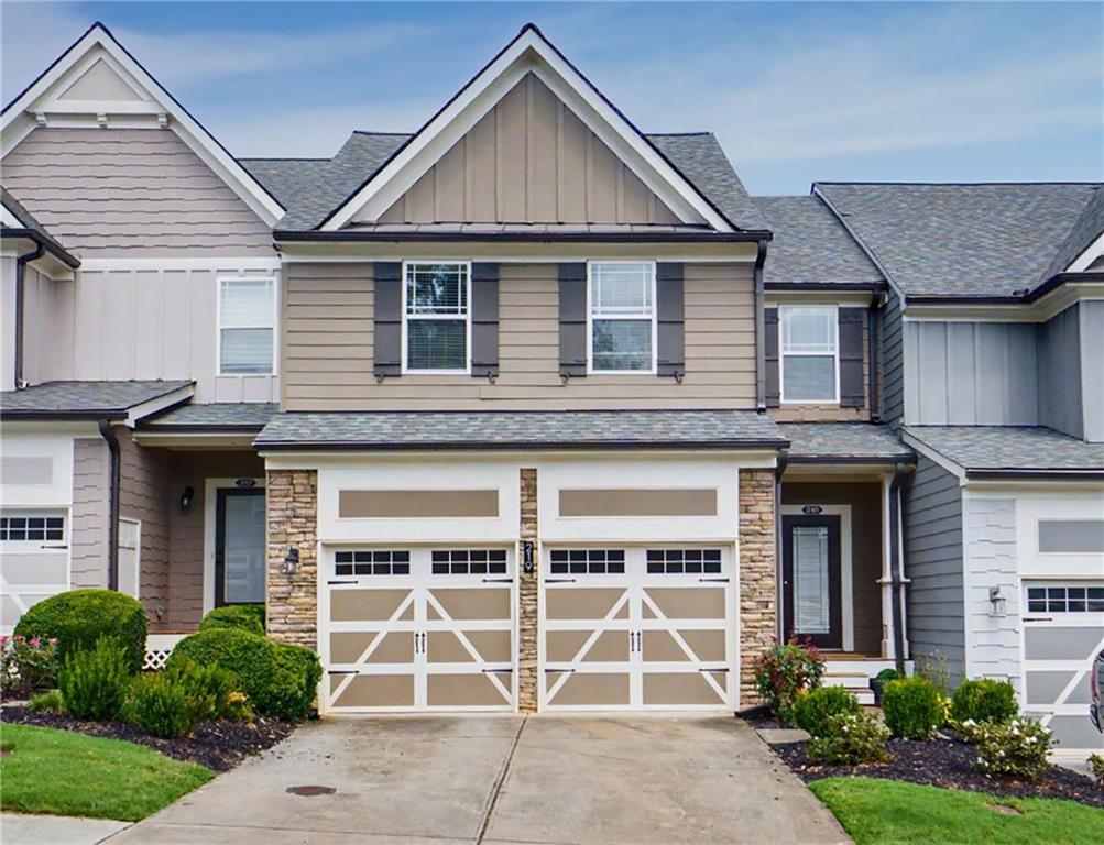 219 Stone Park Dr., Woodstock, GA 30188