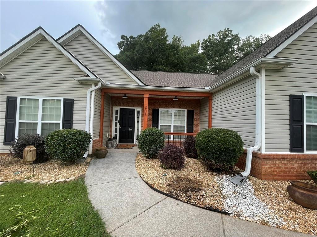 205 Stagecoach Pass, Temple, GA 30179