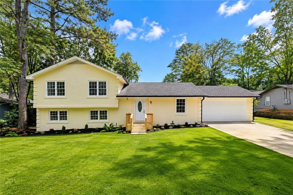 759 Springwood Dr., Lilburn, GA 30047