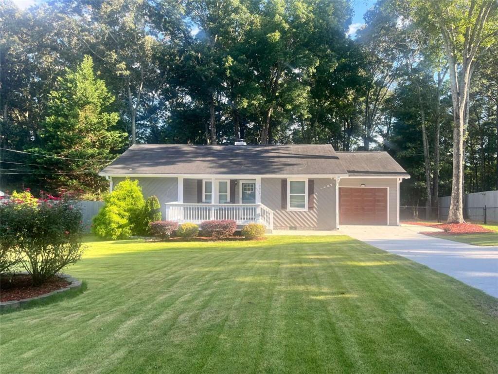 6015 Sumter Dr., Douglasville, GA 30135