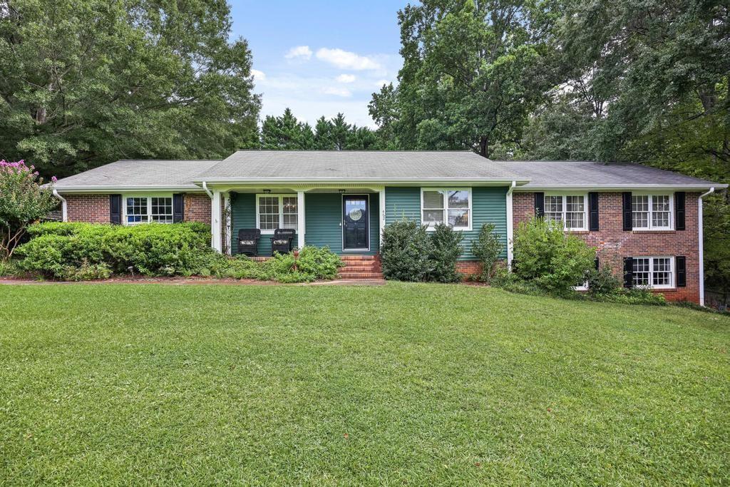 462 Stewart Ave., Marietta, GA 30064