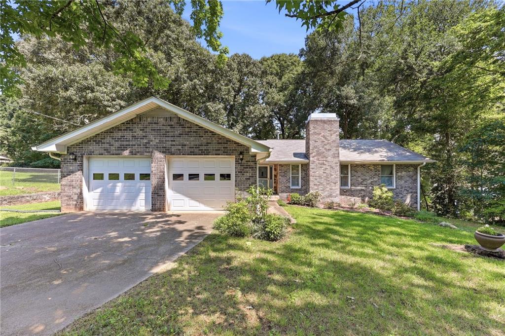 2994 Glen Haven Dr., Gainesville, GA 30504