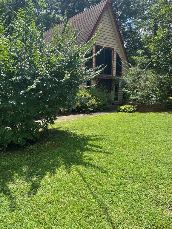 490 Coleman Dr., Roswell, GA 30075