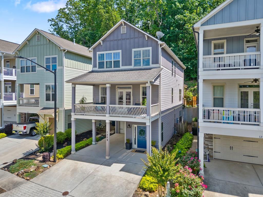 1229 Ridenour Ln., Kennesaw, GA 30152