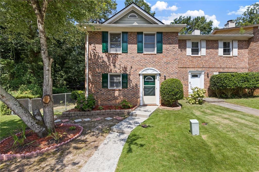 5278 Oakridge Dr., Stone Mountain, GA 30083