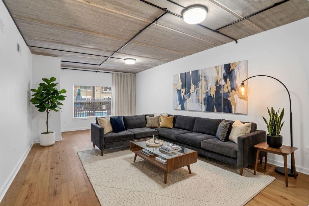 800 Peachtree St. #2104, Atlanta, GA 30308