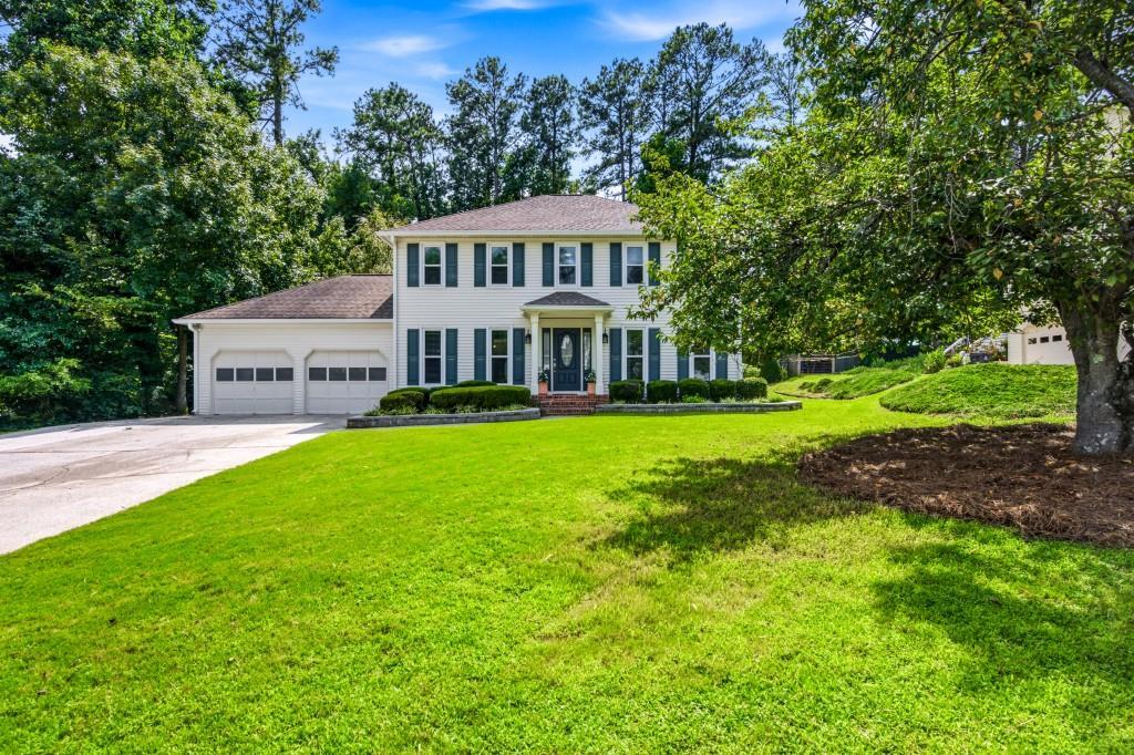 235 Carriage Station Cir., Roswell, GA 30075