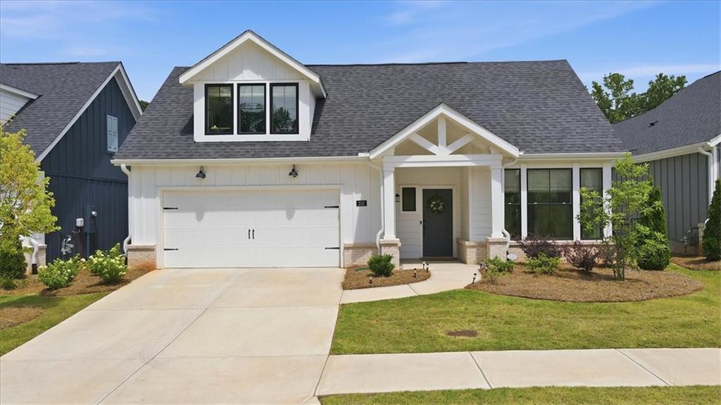 252 Persimmon Dr., Canton, GA 30115