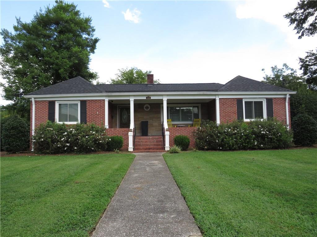 318 N College St., Cedartown, GA 30125