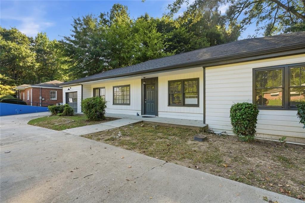 6220 Oakdale Rd., Mableton, GA 30126
