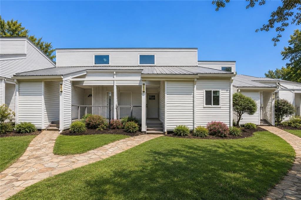 265 Clearview Ct., Villa Rica, GA 30180