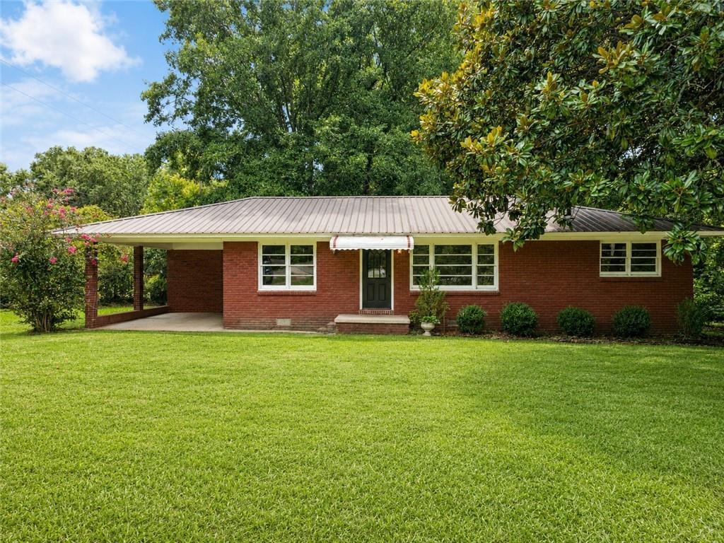 1572 Sugar Valley Rd., Calhoun, GA 30701