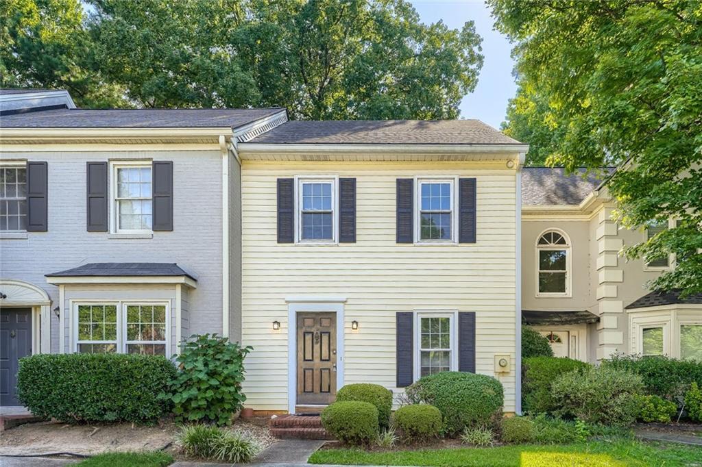 594 Harcourt Pl., Marietta, GA 30067