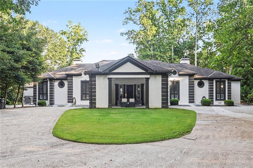 1126 Wedgefield Dr., Marietta, GA 30064