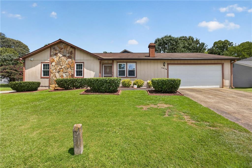 1019 Park West Ln., Stone Mountain, GA 30088