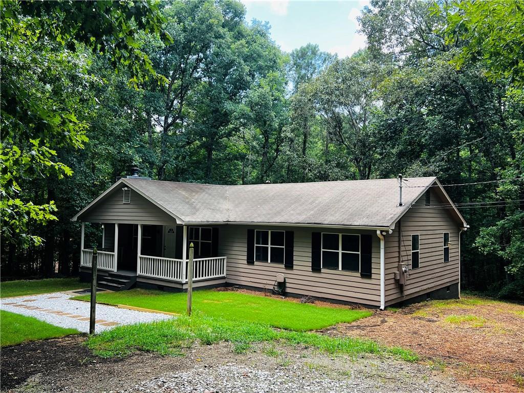 260 New Hope Dr., Mcdonough, GA 30252