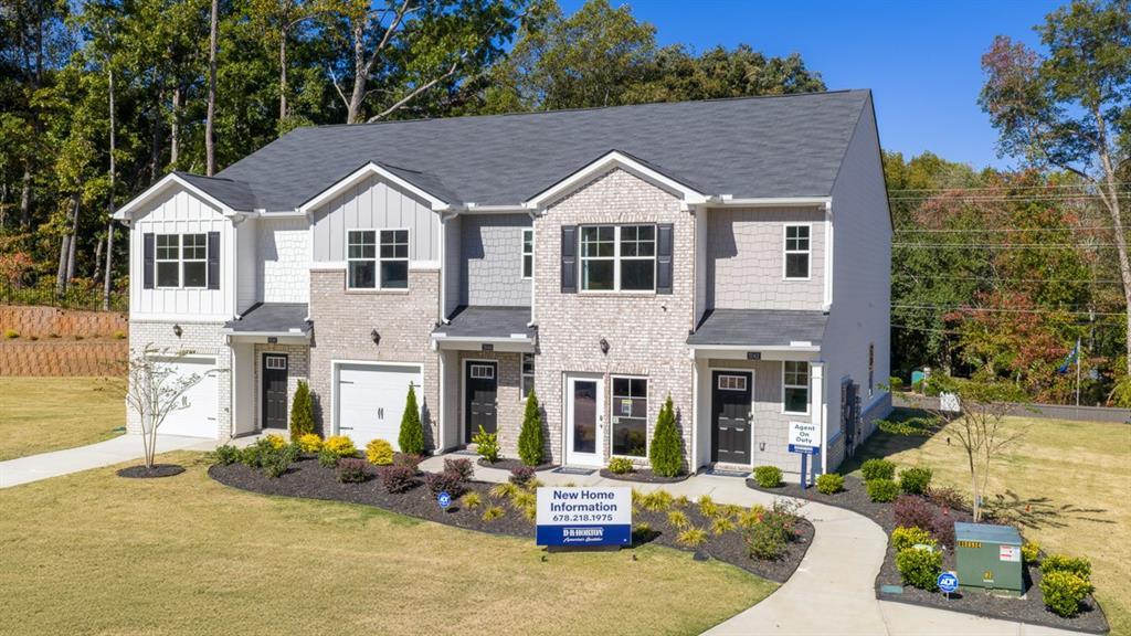 2258 Moss Hill Rd, Stone Mountain, GA 30088