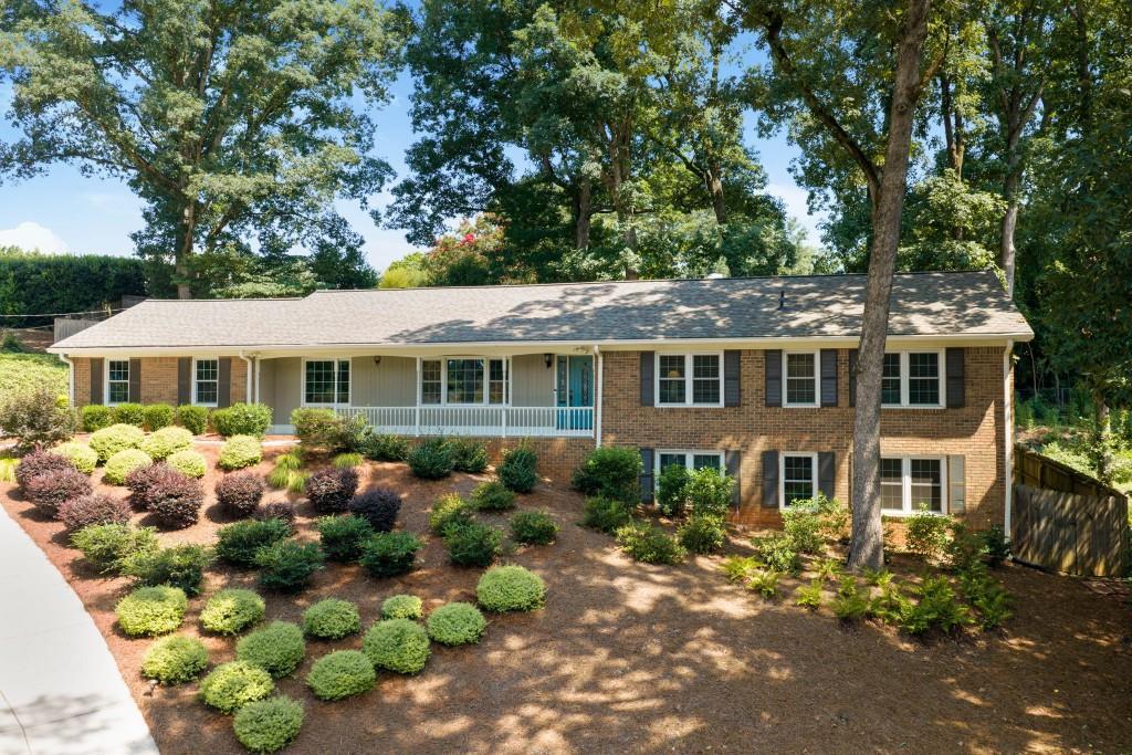 260 Abington Dr., Sandy Springs, GA 30328