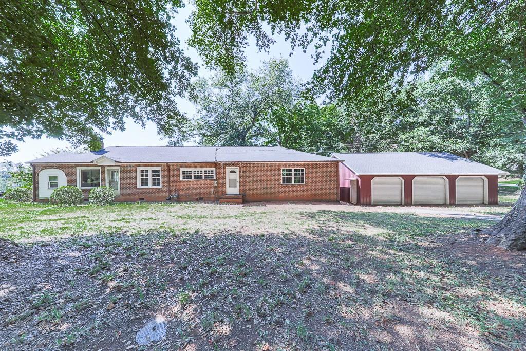 514 Ball Ground Rd., Ball Ground, GA 30107