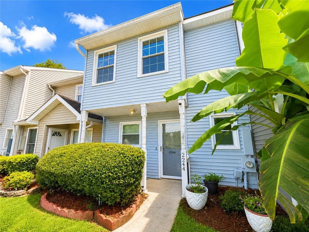 2244 Wellington Cir., Lithonia, GA 30058