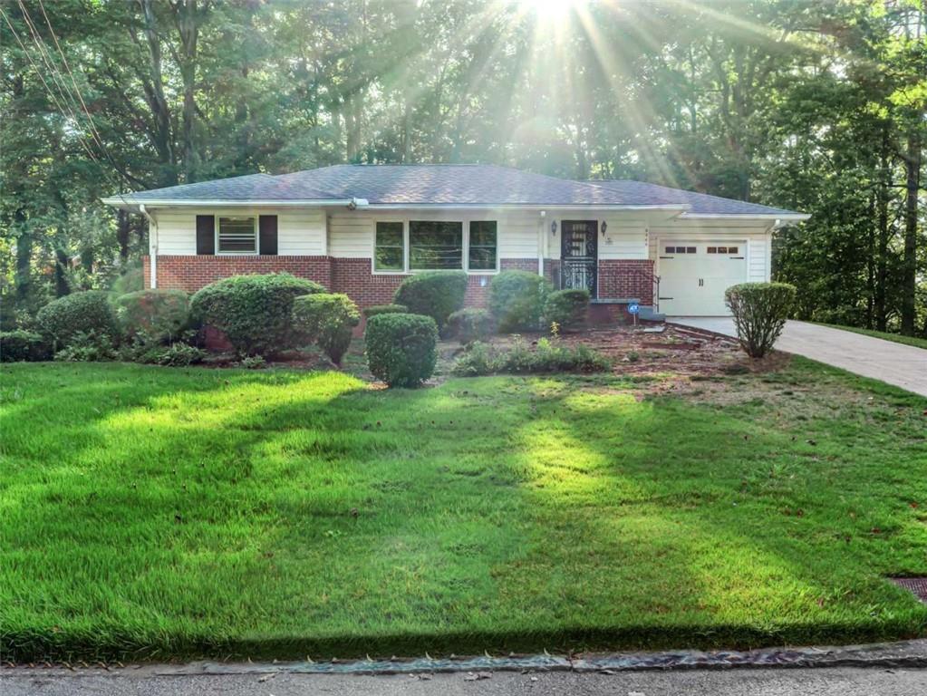 2560 Wood Valley Dr., East Point, GA 30344