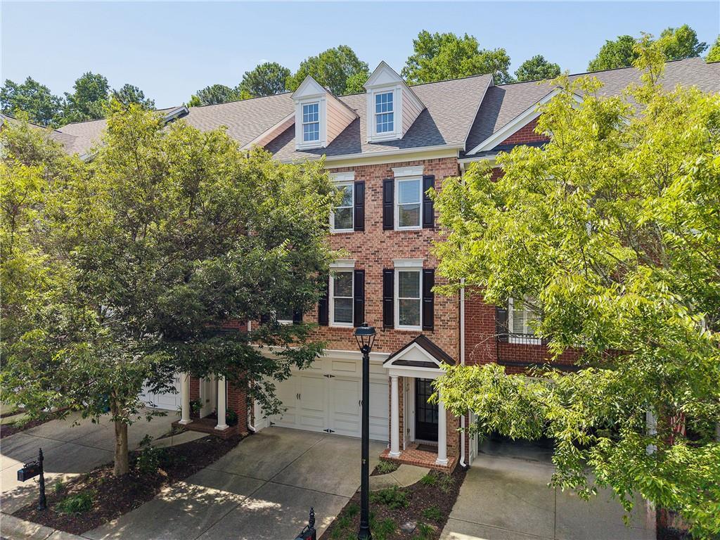 4305 Village Green Dr., Roswell, GA 30075