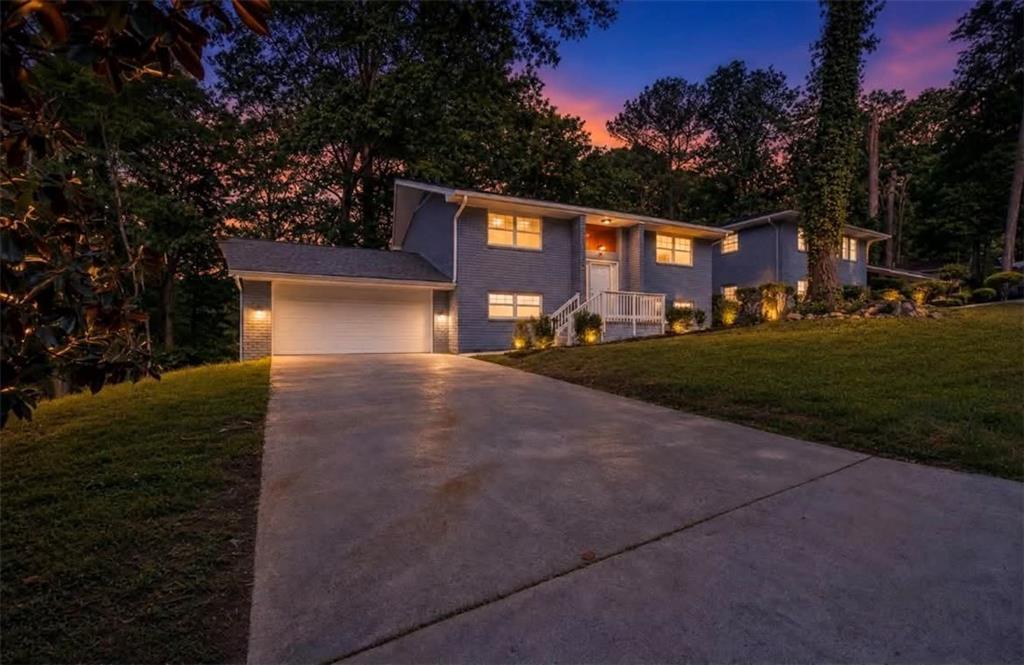 495 Larchmont Cir., Atlanta, GA 30318