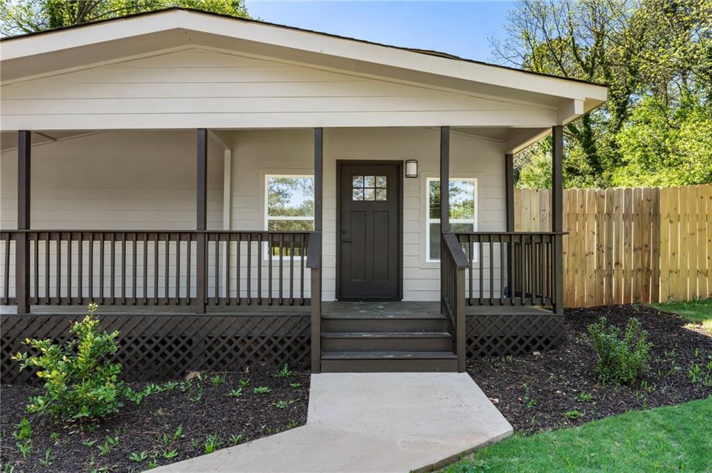 8859 Thomas Rd., Jonesboro, GA 30238