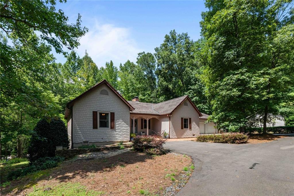 1539 Jep Wheeler Rd., Woodstock, GA 30188