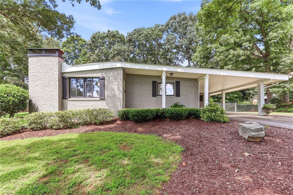 3532 Wesley Dr., Gainesville, GA 30506