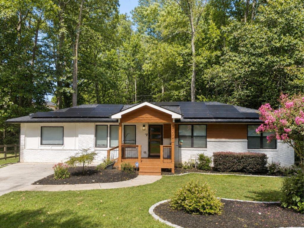 2596 Shetland Dr., Decatur, GA 30033
