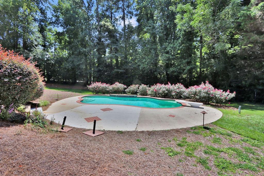 3581 Kilpatrick Ln., Snellville, GA 30039