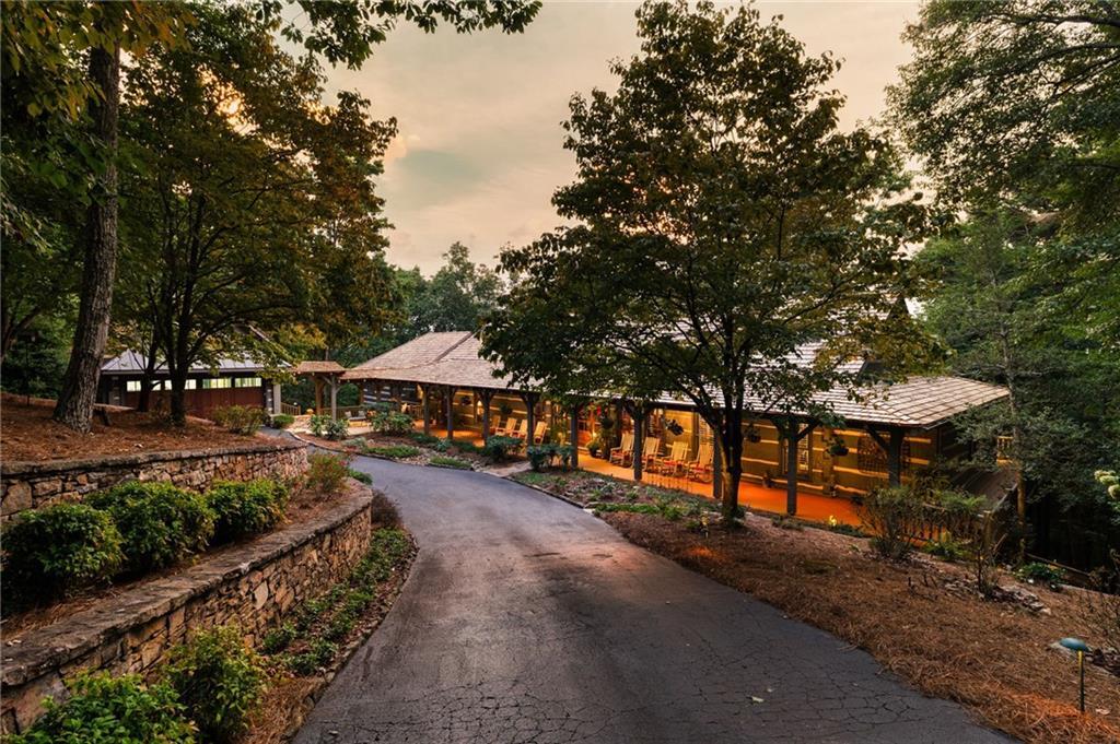 1414 Mcelroy Mountain Dr., Big Canoe, GA 30143