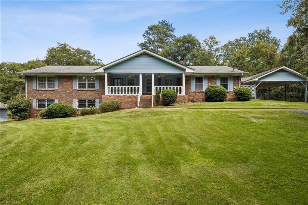 2761 Valleydale Dr., Conyers, GA 30012