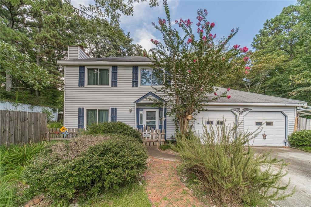 3679 Pointer Rd., Loganville, GA 30052