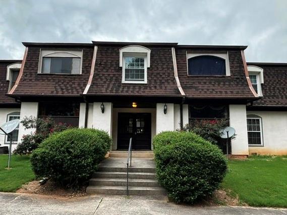 New Homes with Master Bedrooms on the 1st Floor That Attend Salem Middle School: August 15th to August 21st