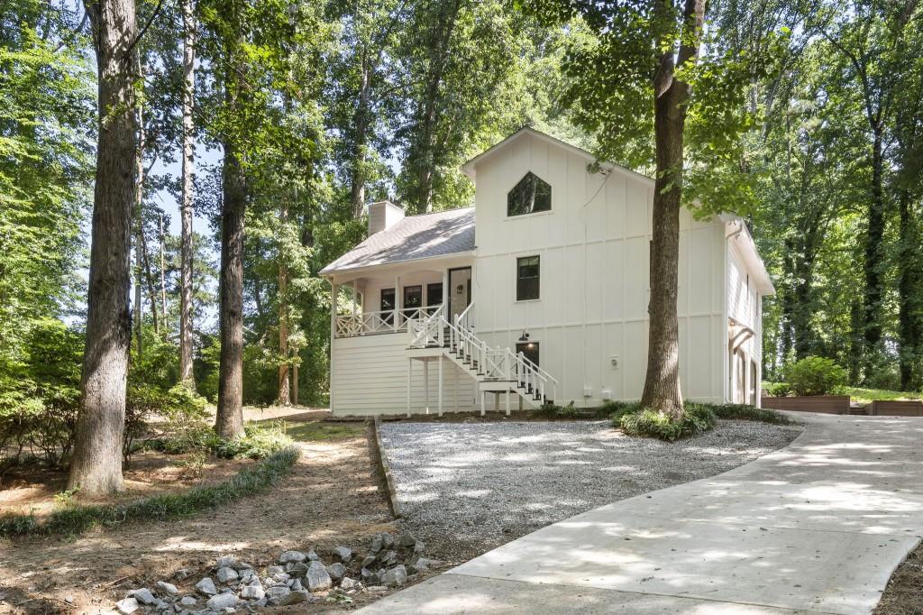 109 Toonigh Ct., Woodstock, GA 30188