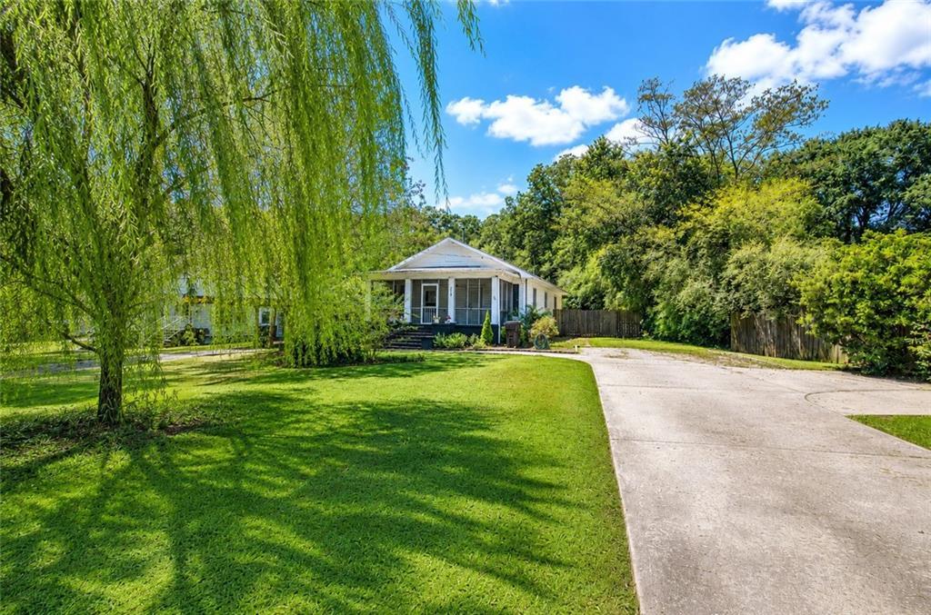 219 Etowah Dr., Cartersville, GA 30120