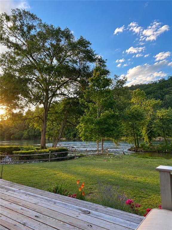 1017 Riverbend Club Dr. #17, Atlanta, GA 30339
